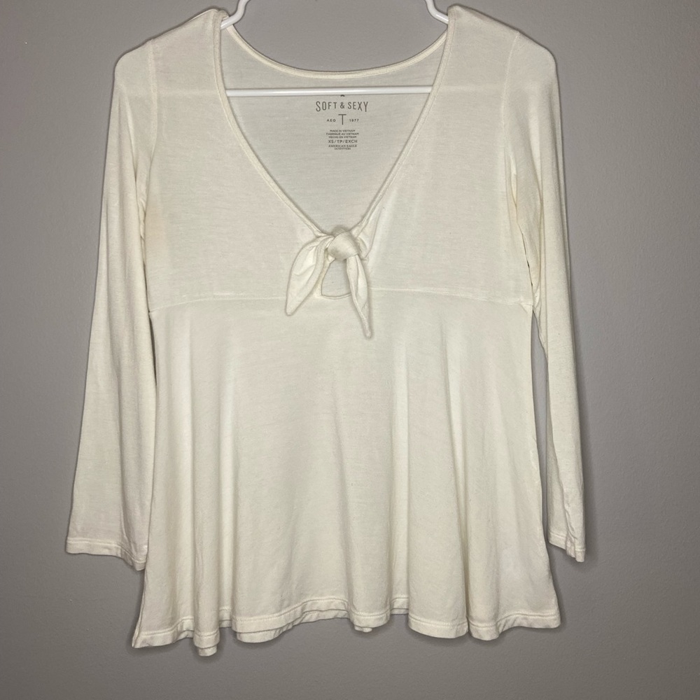 American Eagle off-white top - Picture 2 of 4